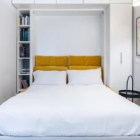 Apartment Two Steps From-duomo Design One Flat
